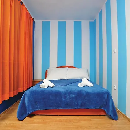 Three-bedroom In Okrug Donji Appartamento Donji Okrug (Ciovo)